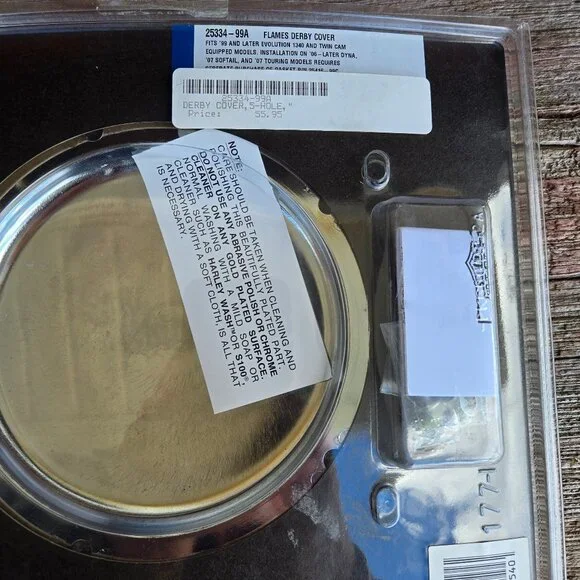 Genuine Harley-Davidson Flames Derby Cover 25334-99A Motor Cycles 5 Hole (NWT) - Picture 3 of 7
